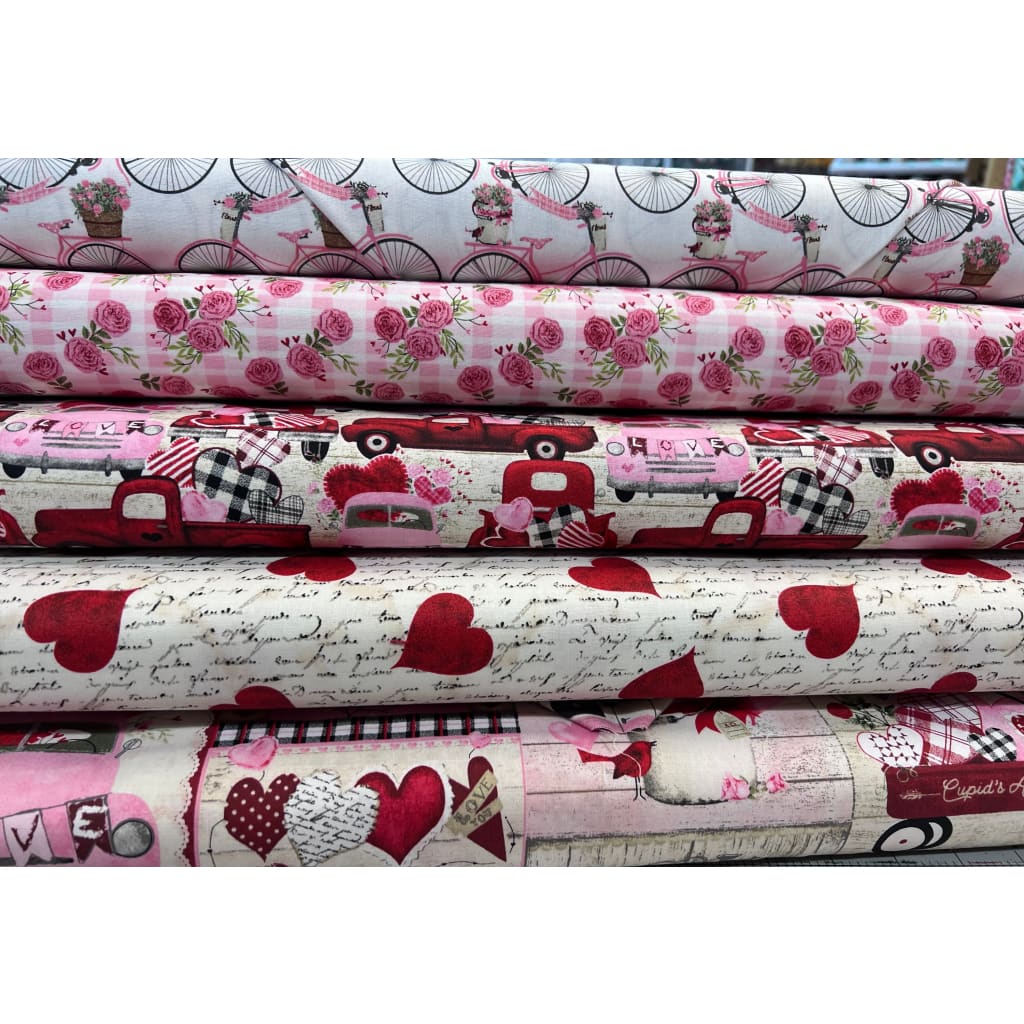 Hugs Kisses and Special Wishes by the yard - Fabric